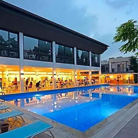 酒店 Garden Life 比特兹