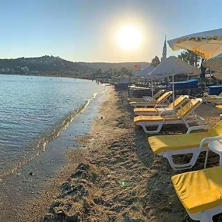 Garden Life Ξενοδοχείο 3*